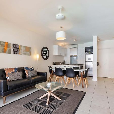 The Beach Club Premium Private Apartments Palm Cove Exterior foto