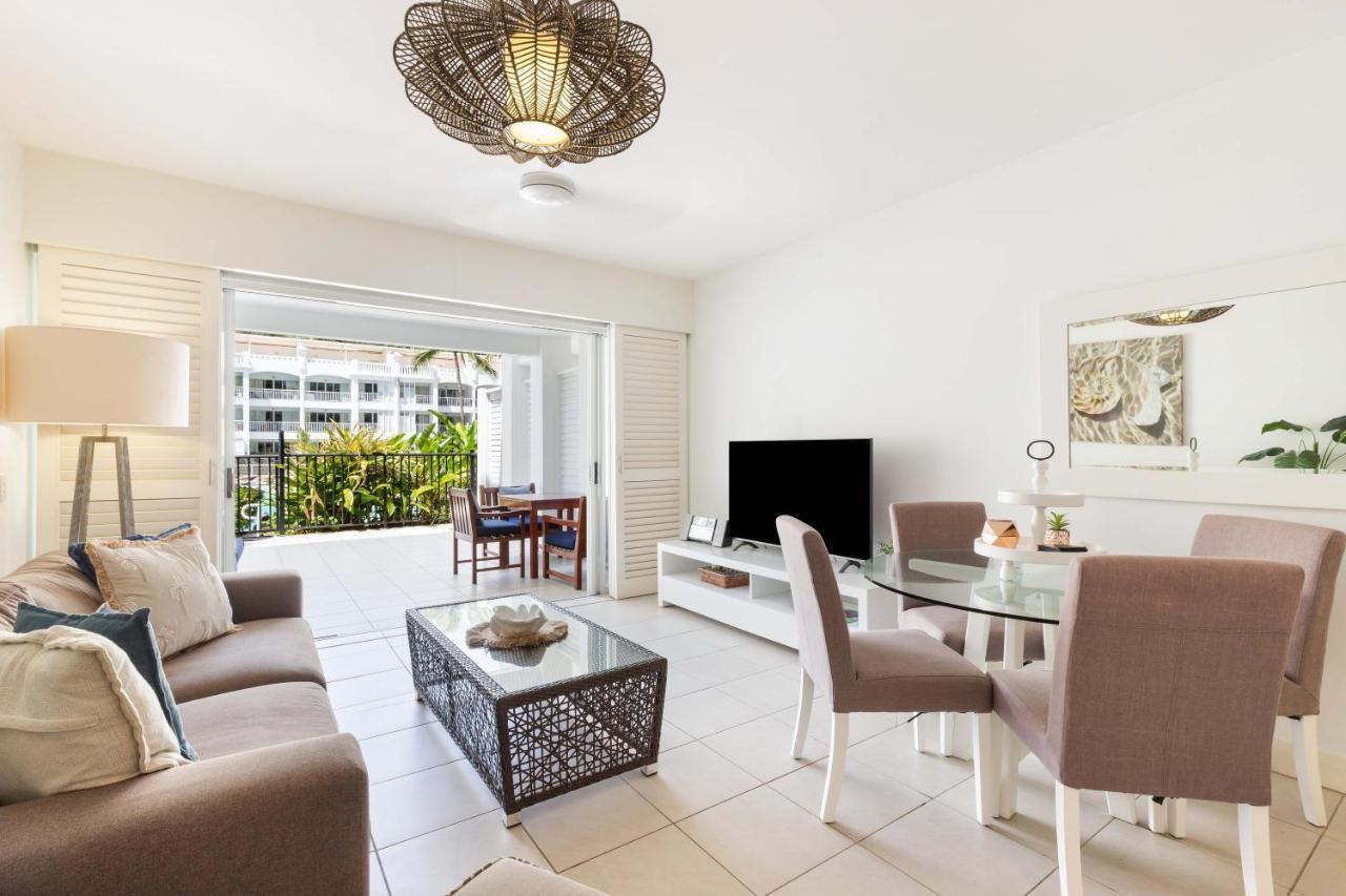 The Beach Club Premium Private Apartments Palm Cove Exterior foto