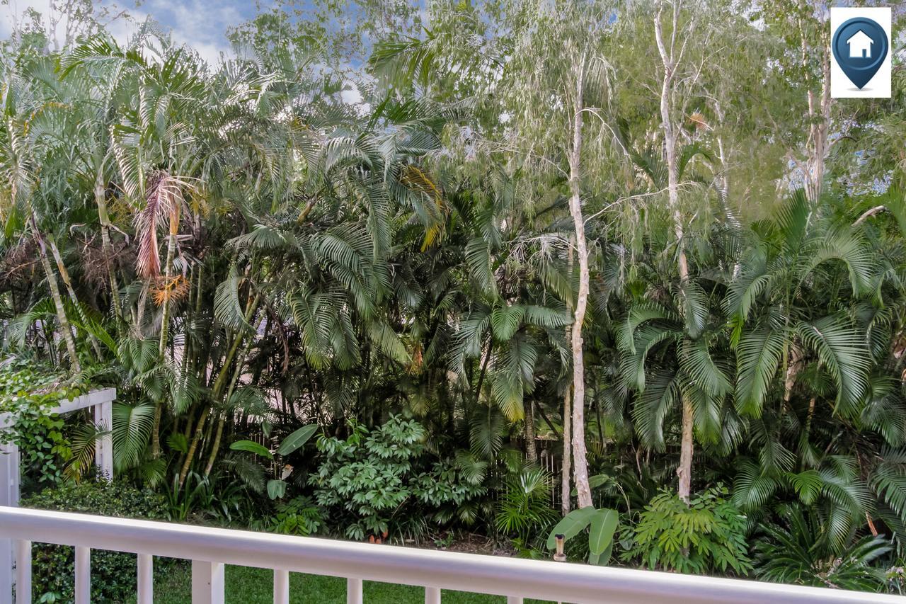 The Beach Club Premium Private Apartments Palm Cove Exterior foto