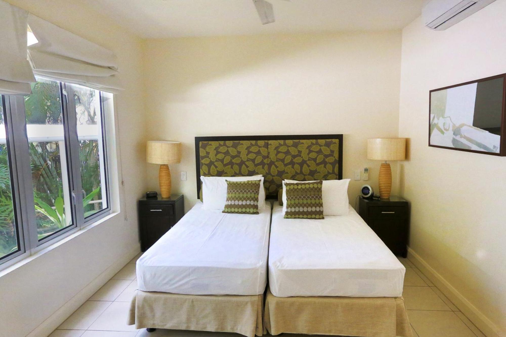 The Beach Club Premium Private Apartments Palm Cove Exterior foto