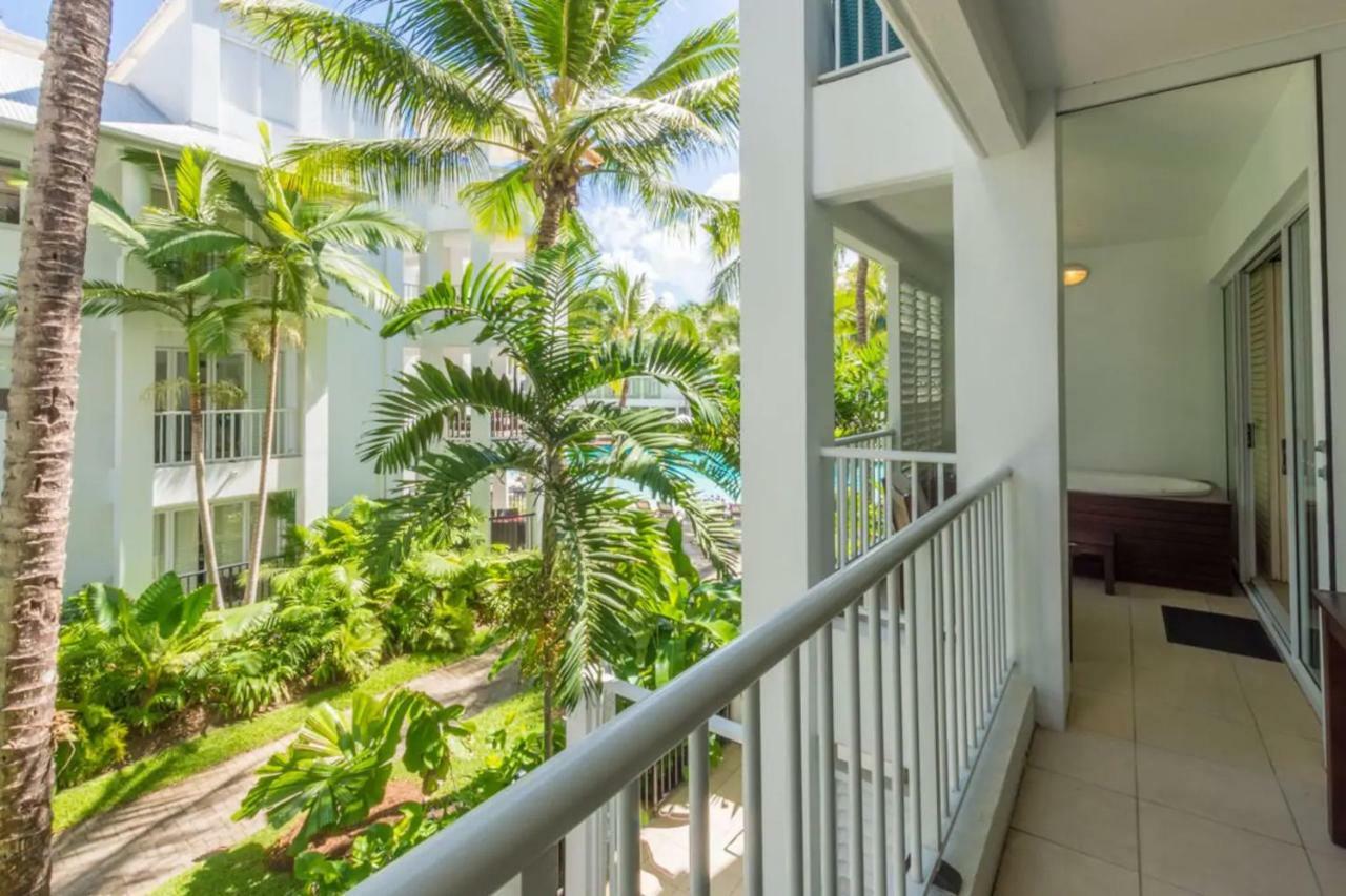 The Beach Club Premium Private Apartments Palm Cove Exterior foto